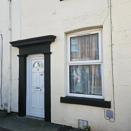 24 Trafalgar Road * Scarborough